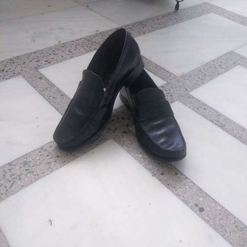 Men's leather shoes size 42 used, black moccasins
