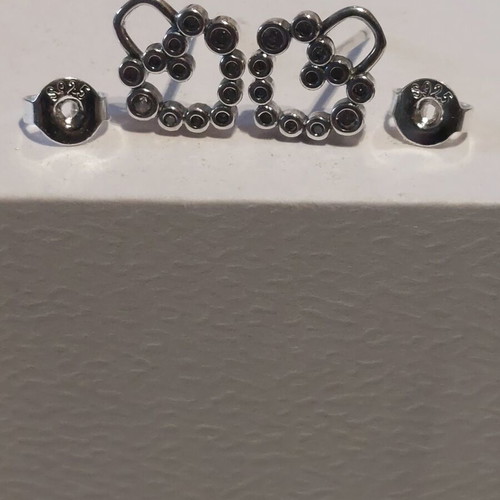 Heart earrings new with white zirconia and s925 stamp