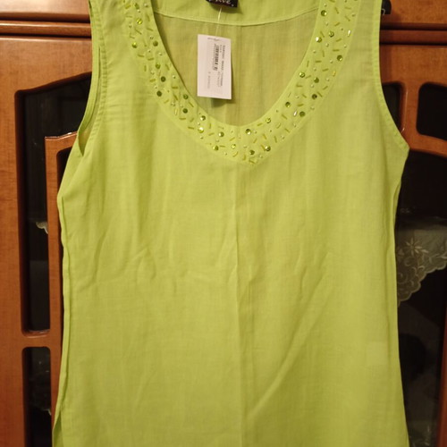 Cotton caftan new, light green with sequins and beads by Prive Collection
