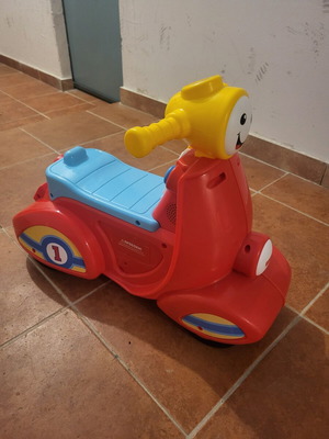 Fisher Price scooter, like new