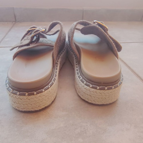 Bottega Veneta knitted platform sandals, size 36, brown