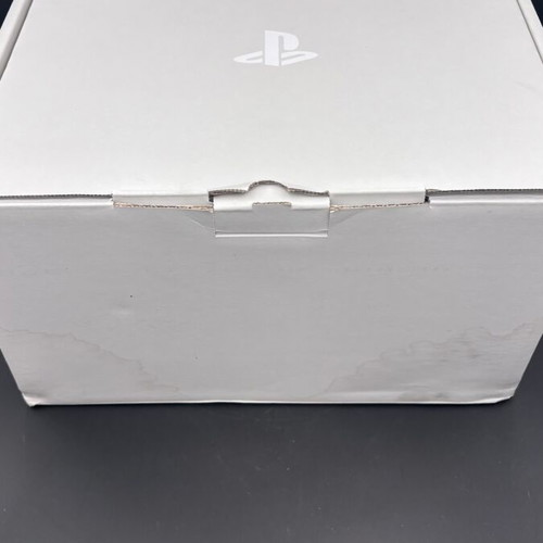 PlayStation VR Starter Pack Bundle like new with headset and camera