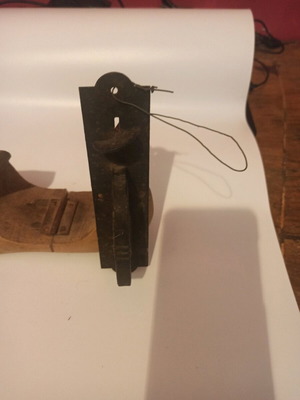 Traditional metal lock used, dimensions 28x8x10.5cm