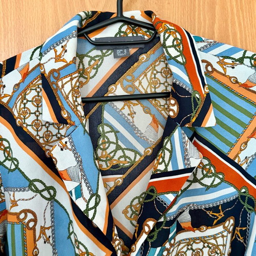 Primark women's shirt like new, colorful with waist tie
