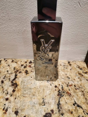 Άρωμα Yves Saint Laurent Myslf L'Absolu Parfum 100 ml EDP σαν καινούργιο