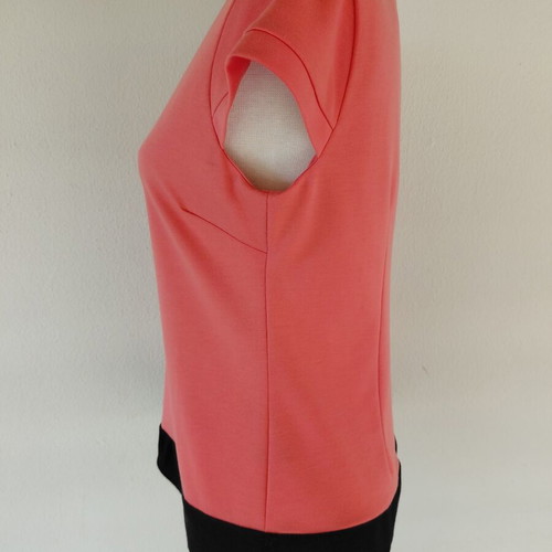 Blouse size L new, unworn without tags