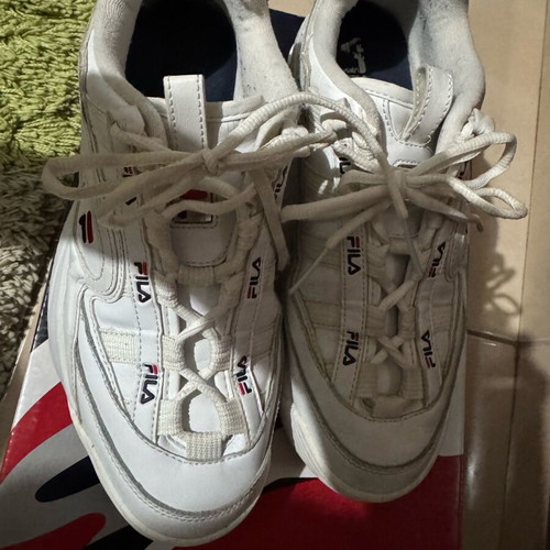 Fila sneakers white size 43 like new shoes