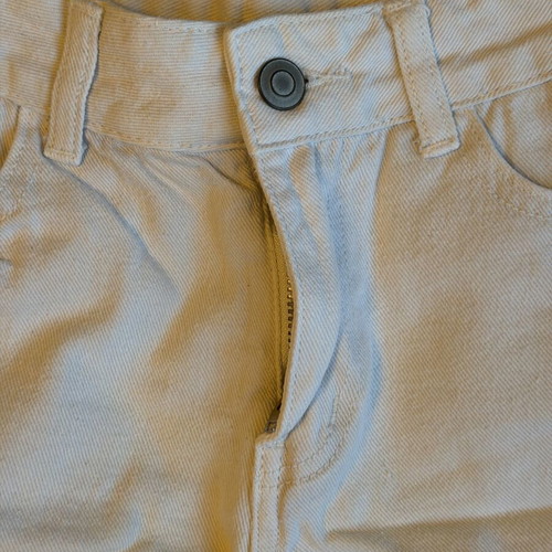 White denim shorts used, size small with distressed details
