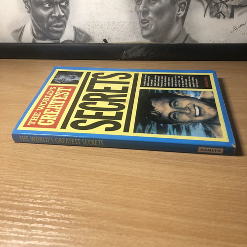 The World's Greatest Secrets by Alan Hall, English paperback