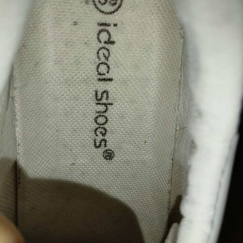 Γυναικεία αθλητικά παπούτσια Ideal Shoes No 39 σαν καινούργια, λευκά και γκρι