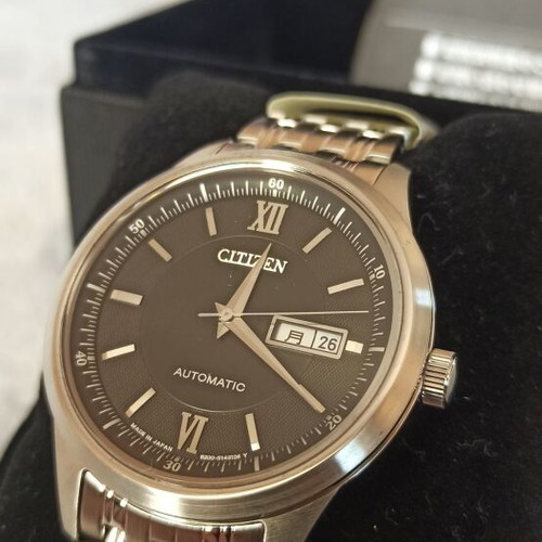 Citizen men's automatic watch new, black