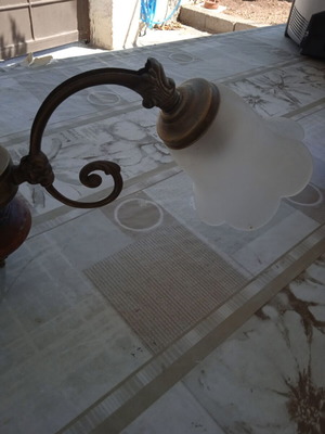Ceiling light with three lamps used