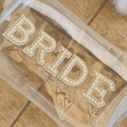 Bridal set with white fluffy fan and matching pearl strass pouch new
