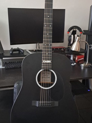 Martin Acoustic Guitar DX Johnny Cash like new