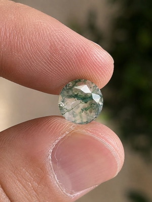 Moss Agate 8mm round faceted gemstone 1.38ct new for jewelry