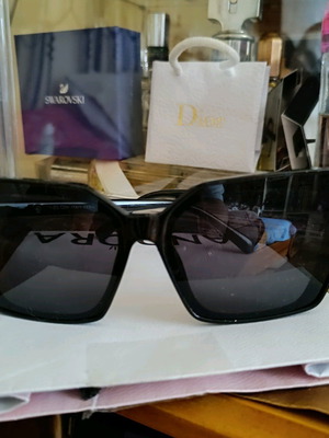El Gio sunglasses used, black without damage