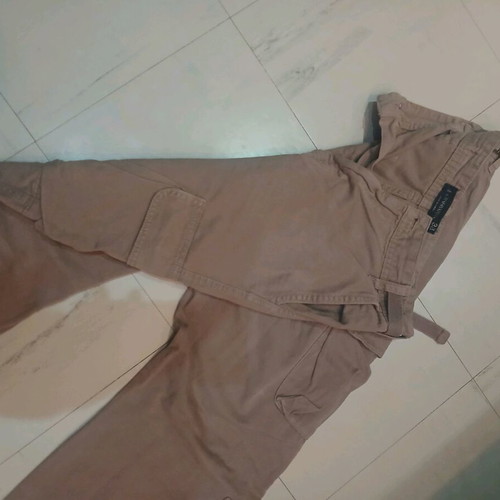 Stradivarius pants light brown color like new, size M
