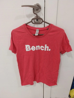Bench T-shirt girls size 13-14 years pink used