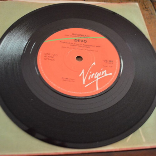 Devo Whip It! 7'' single like new, punk