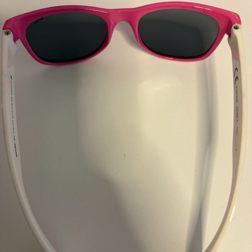 Invu pink children's sunglasses like new for ages 0-3