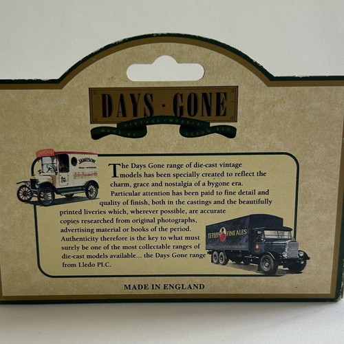 Lledo 1995 Ford Fire Engine USAAF US Army Air Force new