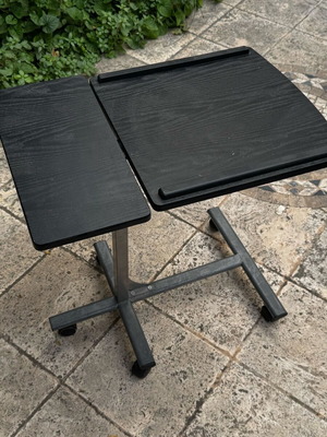 Τροχήλατο τραπεζάκι για laptop μεταχειρισμένο, ρυθμιζόμενο μαύρο