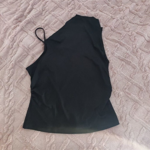 Black asymmetric top with one shoulder and thin strap, new, H&M