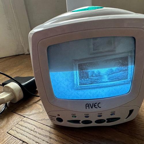 Avec baby monitor used with 4 channels