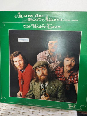The Wolfe Tones Across The Broad Atlantic δίσκος βινύλιο