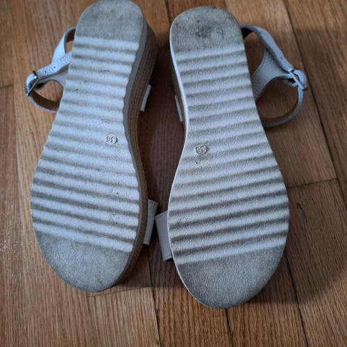 Oh My Sandals girl sandals size 36 white leather like new