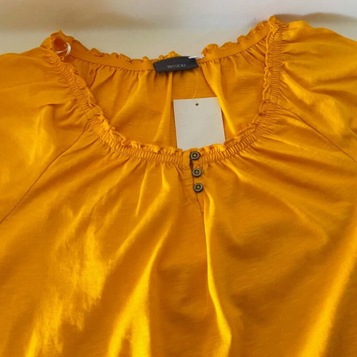 Women's mako t-shirt new, short sleeve, size small, mustard color