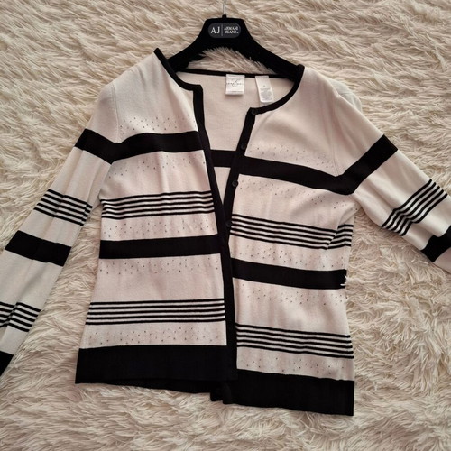 Clothes with Vero Moda, H&M, Emma James items