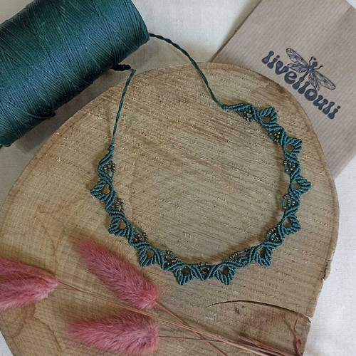 Macrame green necklace new handmade with brass beads