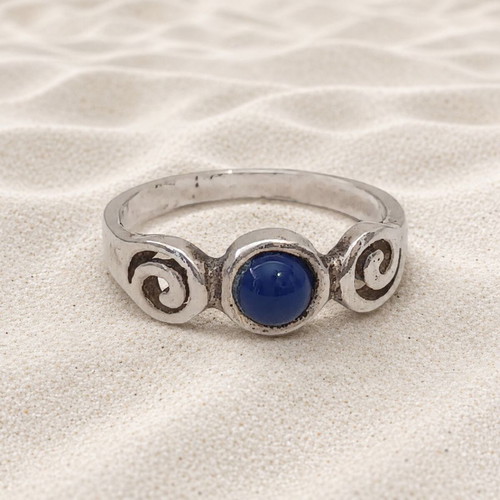 Handmade Gianniotiko ring with lapis lazuli new
