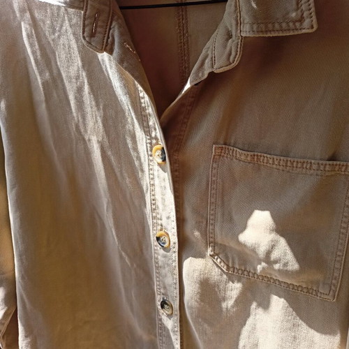Claudia Strater shirt like new, size M, beige and brown
