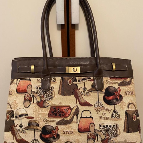 Signare Boutique Tapestry Shoulder Bag like new, multicolor