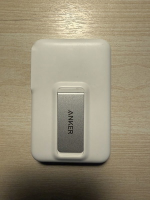 Anker MagGo Power Bank 10K in very good condition