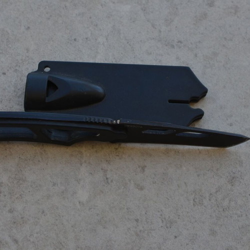 Carbon Steel Vintage Hunting Knife New from The Eagle Collection 4040