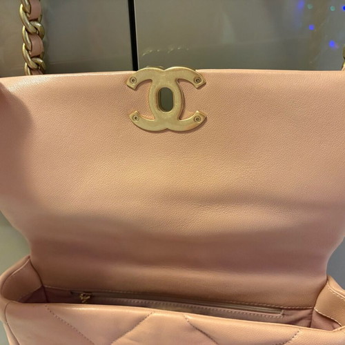 Chanel Flap 19 Medium crossbody bag new beige