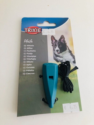 Πλαστική σφυρίχτρα Trixie 6cm με σταθερή συχνότητα τόνου καινούργια
