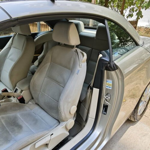 Volkswagen Eos 2008 like new, 1.6L petrol, manual, 180000 km