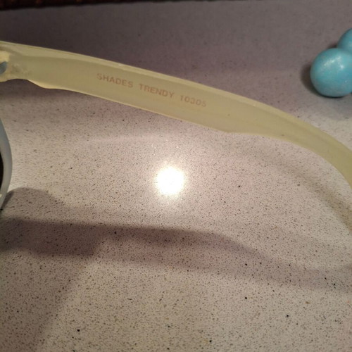 Children's sunglasses like new, trendy shades