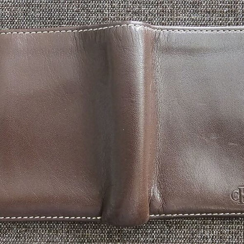 Calvin Klein men's leather wallet brown like new with coin pocket