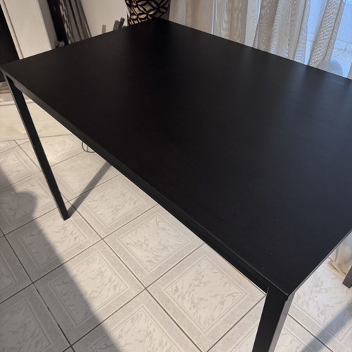 IKEA TÄRENDÖ Table 110×67 cm like new