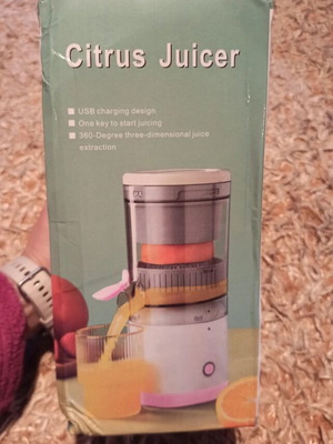 Portable Citrus Juicer 45 Watt R.625 RAF brand new