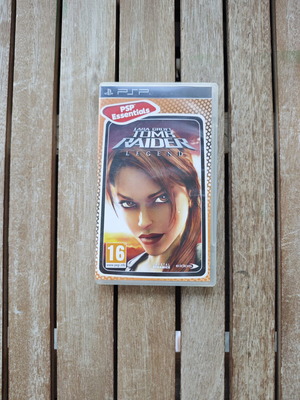 Tomb Raider: Legend PSP игра като нова, приключенска