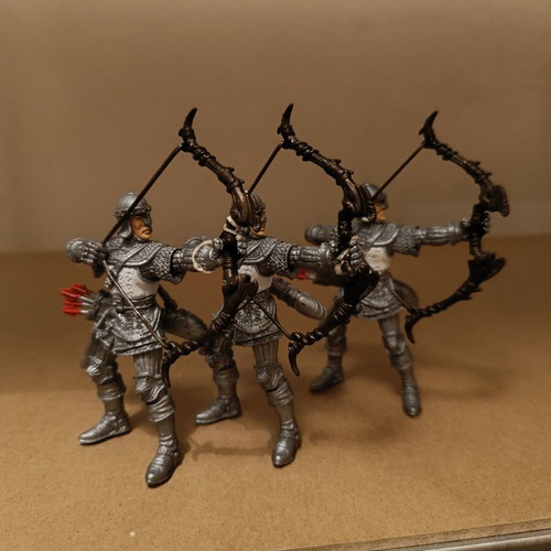Fiondor Archers The Lord of the Ring plastic miniatures like new, set of 3