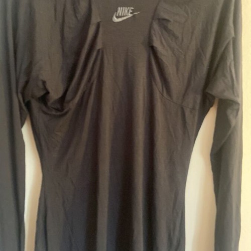 Nike shirt size S used