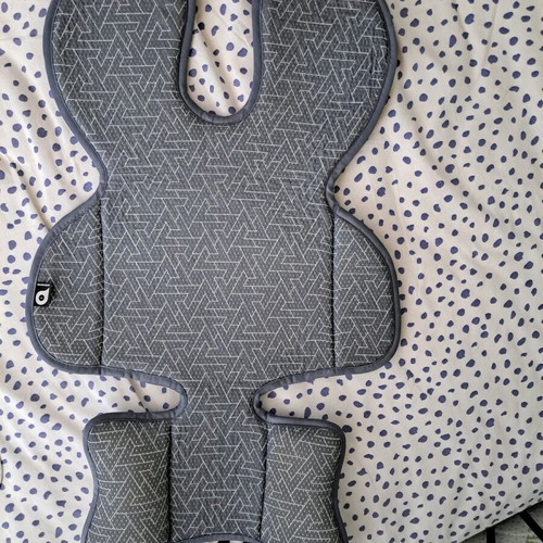 Egg booster cushion like new