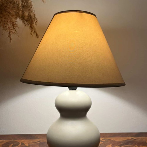 Minimal table lamp used with fabric lampshade